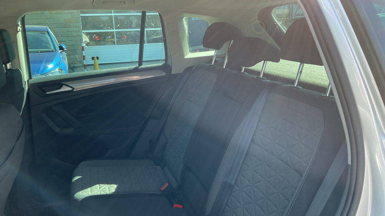 Volkswagen Tiguan 1.5 TSI 150 Life 5dr Petrol Estate